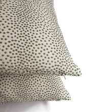 Load image into Gallery viewer, Kravet Chenille Speckle Gray Dots Pillow Cover- 20" x 20" Kravet 34710.8 Cushion Case