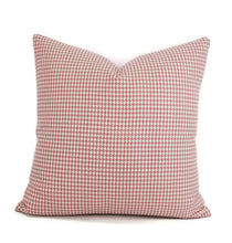 Load image into Gallery viewer, Mauve Pink and White Mini Houndstooth 20&quot; x 20&quot; Pillow Cover
