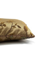 Load image into Gallery viewer, 14&quot; x 21.5&quot; JF Fabrics Marika in the color 32J5451 Lumbar Pillow Cover
